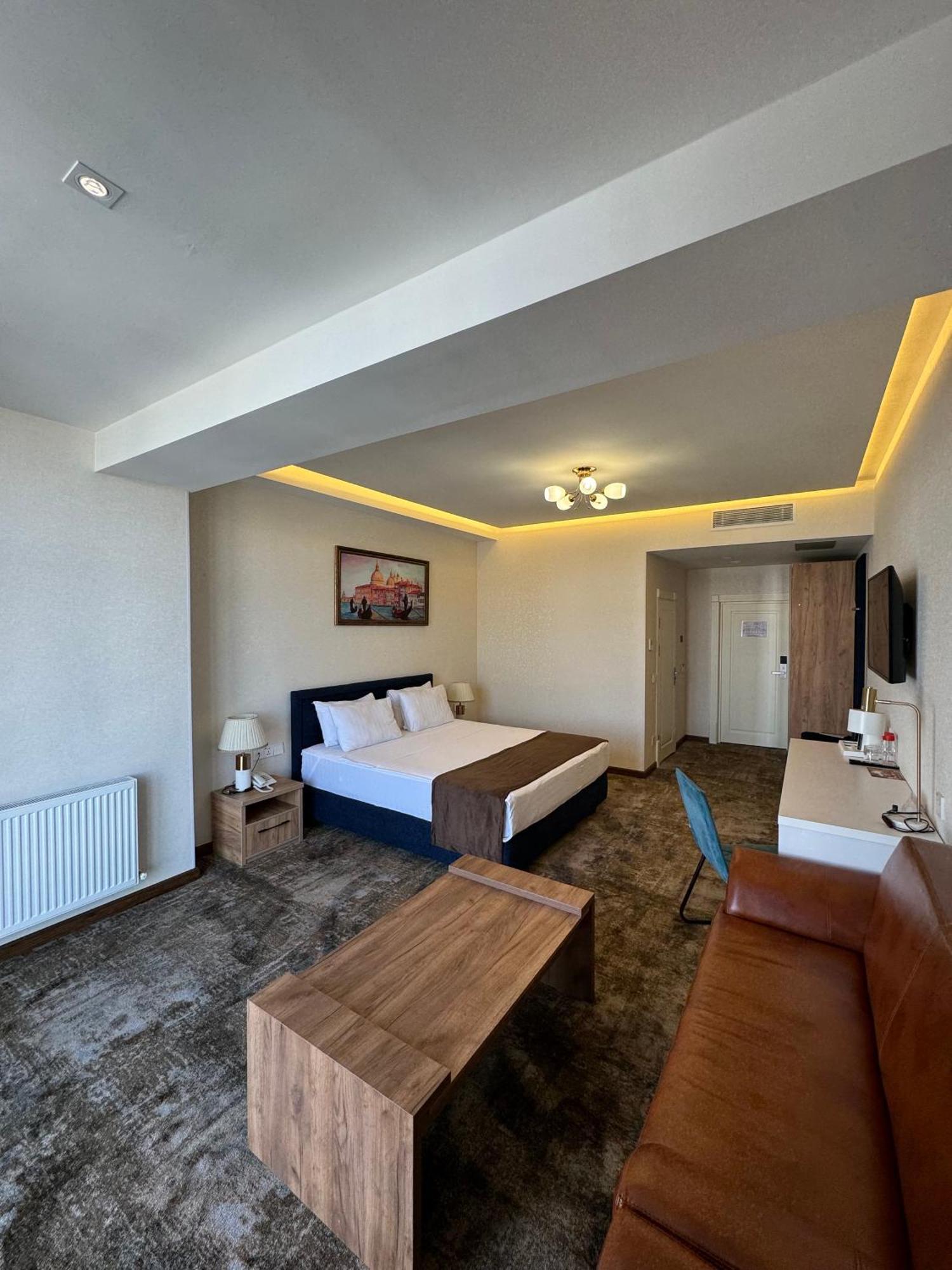 Garnet Mir Hotel Taşkent Dış mekan fotoğraf