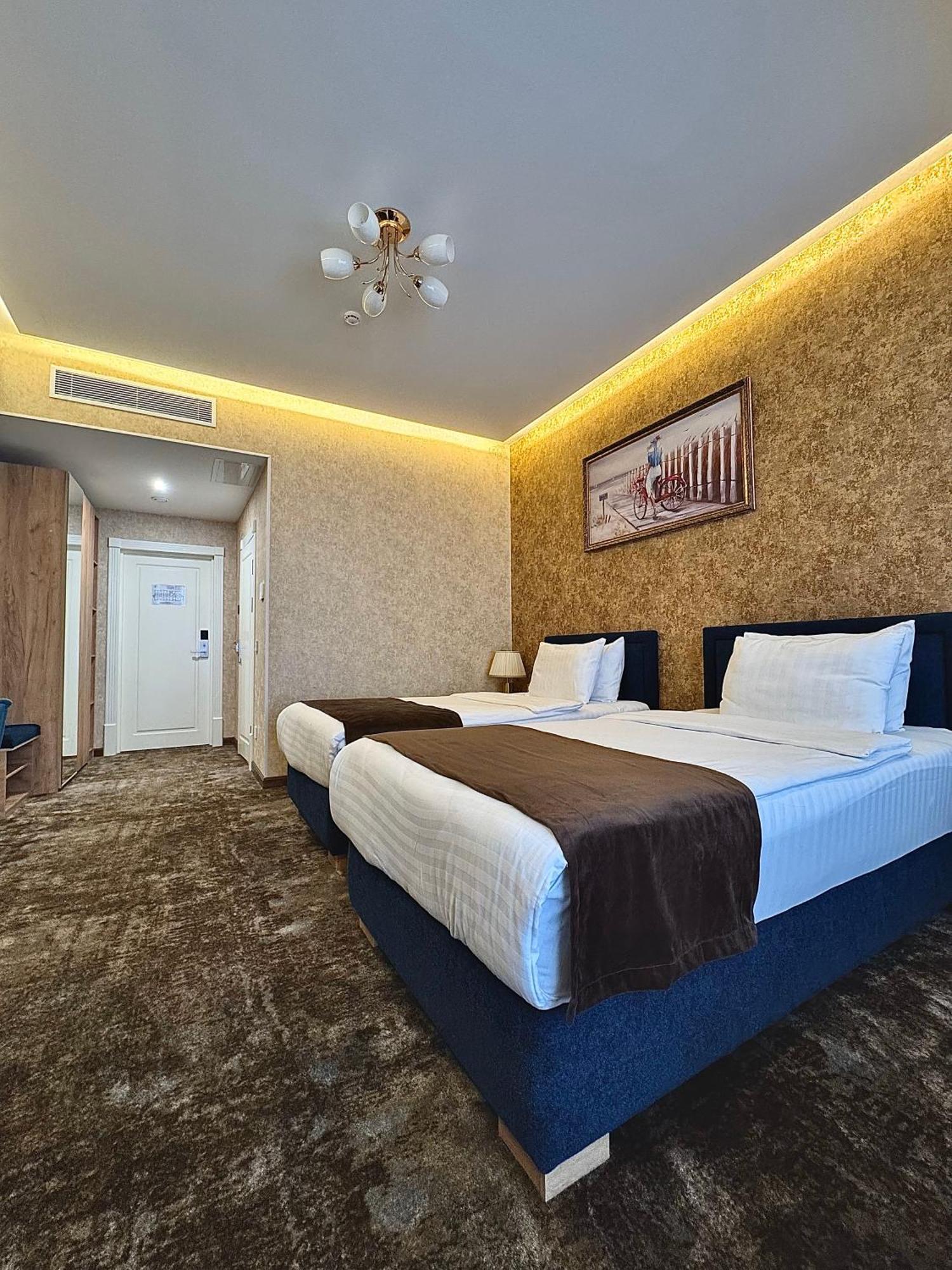 Garnet Mir Hotel Taşkent Dış mekan fotoğraf