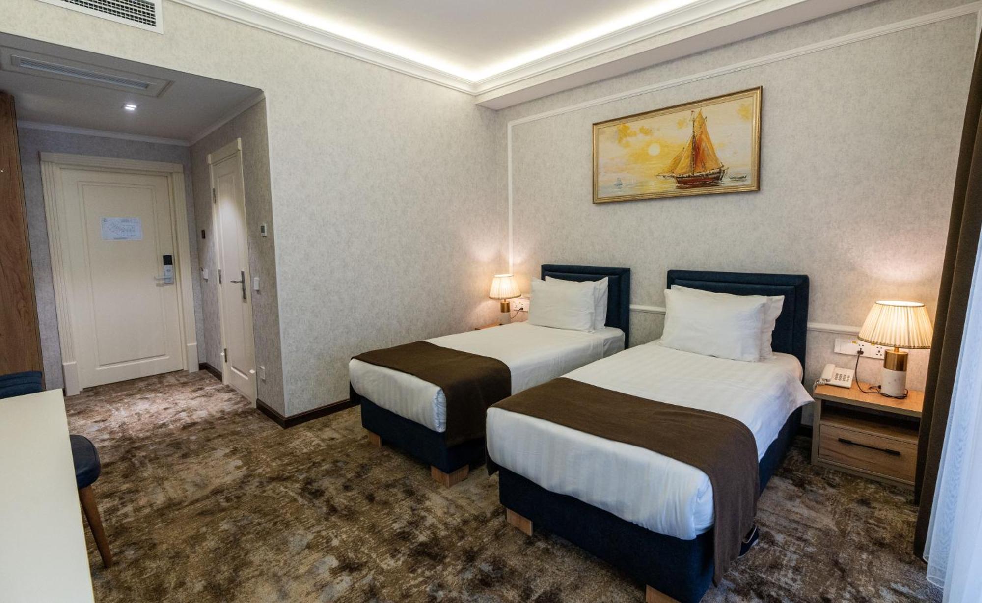 Garnet Mir Hotel Taşkent Dış mekan fotoğraf